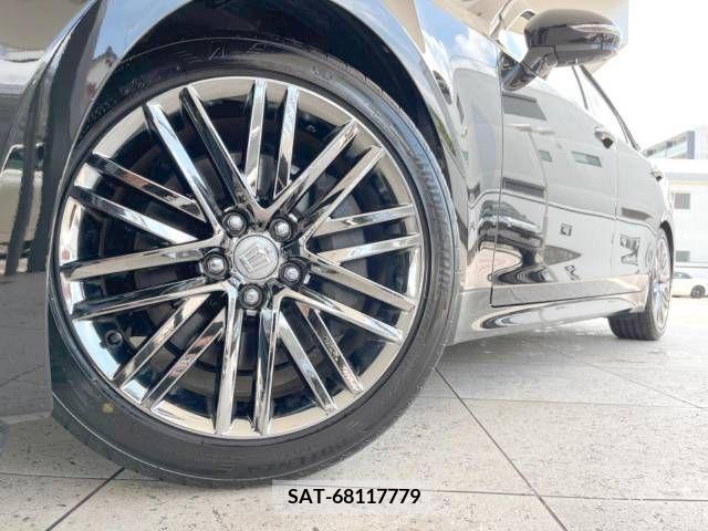 Toyota CROWN SEDAN 2018-01 347569-14