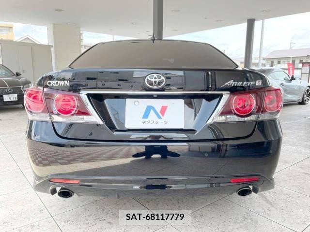 Toyota CROWN SEDAN 2018-01 347569-16