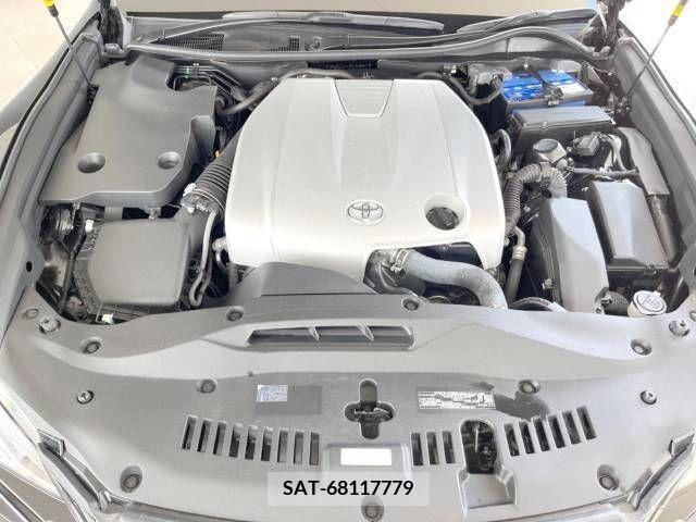 Toyota CROWN SEDAN 2018-01 347569-19