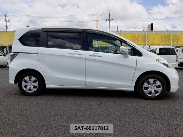 Honda FREED 2013-08 385743-10