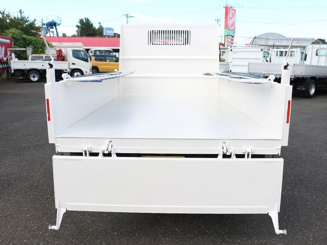 Mitsubishi CANTER 2017-12 180660-6