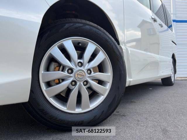 Nissan SERENA 2016-02 324918-15