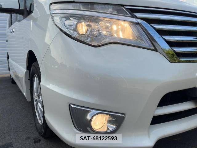 Nissan SERENA 2016-02 324918-14
