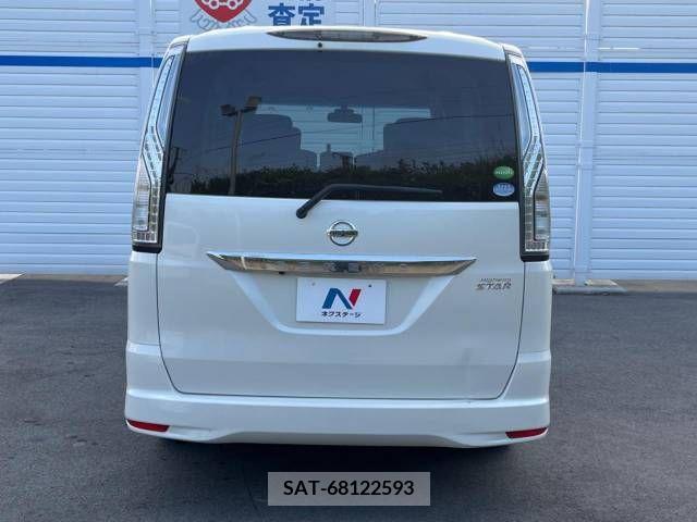 Nissan SERENA 2016-02 324918-17