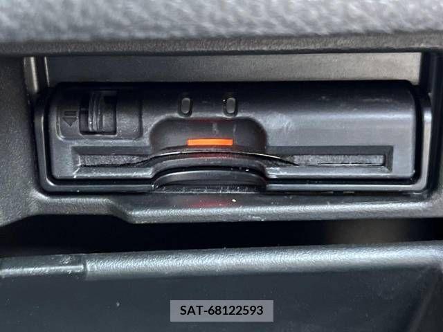 Nissan SERENA 2016-02 324918-5