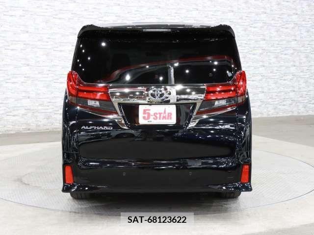 Toyota ALPHARD 2016-10 215600-8