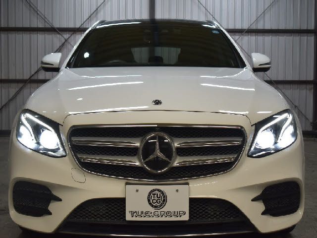 Mercedes Benz E-CLASS 2020-08 20199-29