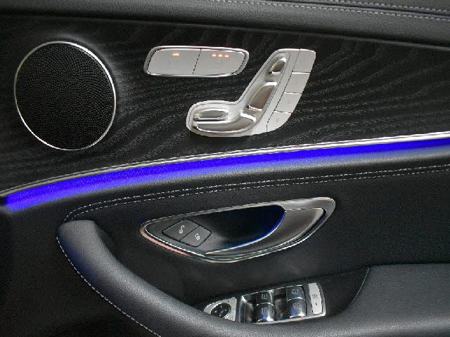 Mercedes Benz E-CLASS 2020-08 20199-12