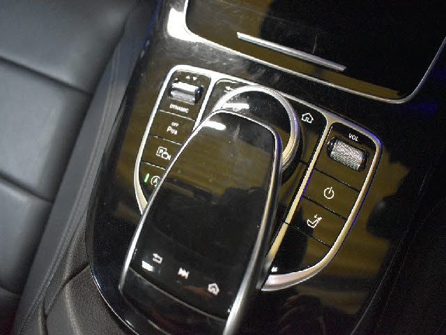 Mercedes Benz E-CLASS 2020-08 20199-11