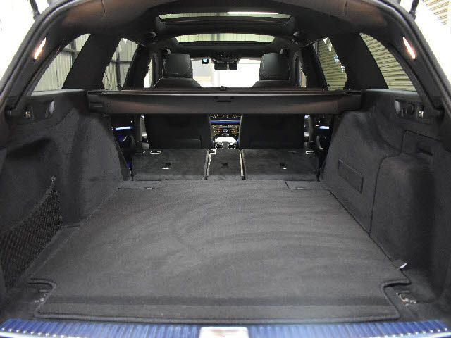 Mercedes Benz E-CLASS 2020-08 20199-19