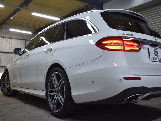 Mercedes Benz E-CLASS 2020-08 20199-23