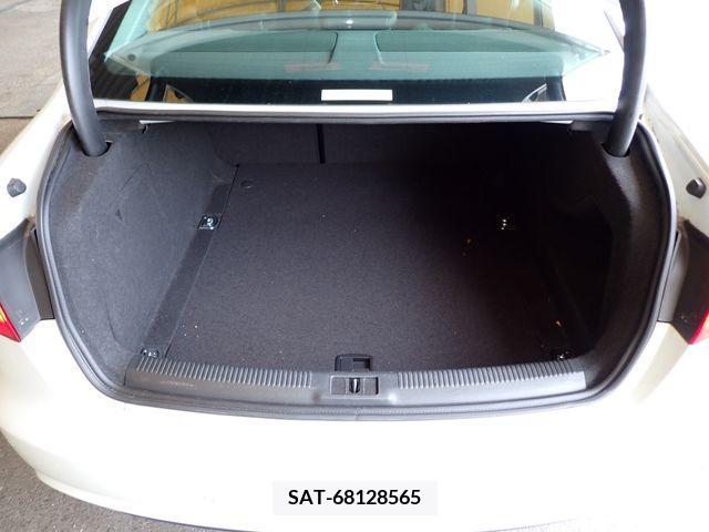 Audi A4 2015-06 333706-21