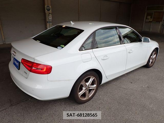 Audi A4 2015-06 333706-7