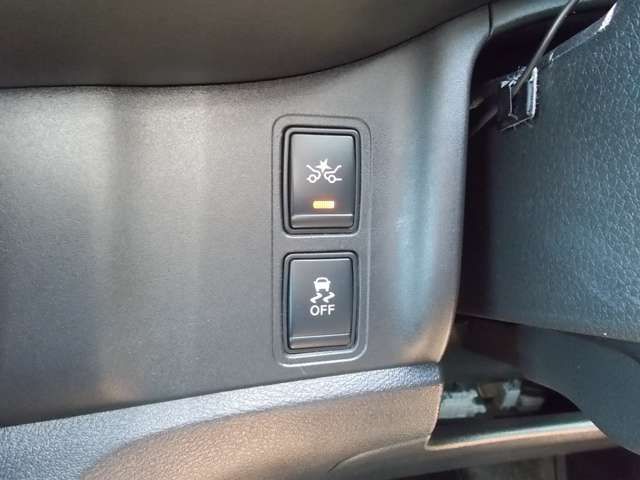 Nissan SERENA 2018-05 23292-17