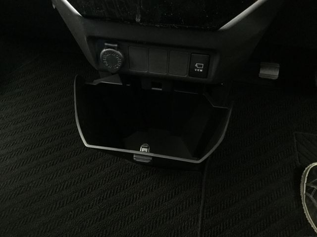 Toyota ROOMY 2018-11 10279-15