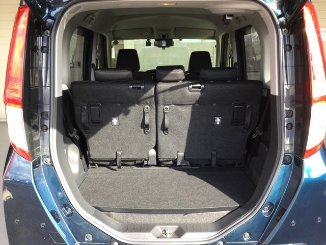 Toyota ROOMY 2018-11 10279-25