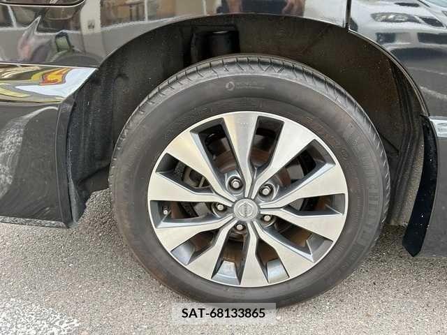 Nissan SERENA 2016-09 376923-10