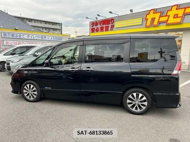 Nissan SERENA 2016-09 376923-8