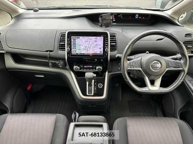 Nissan SERENA 2016-09 376923-13