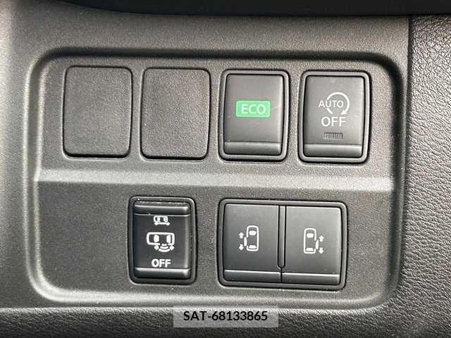 Nissan SERENA 2016-09 376923-23