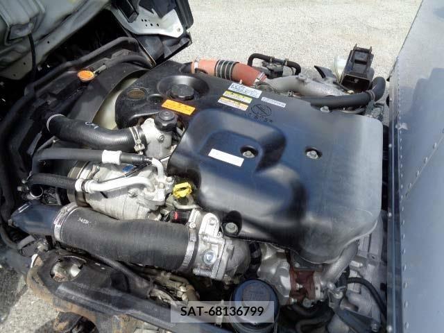 Mazda TITAN 2014-05 329211-3