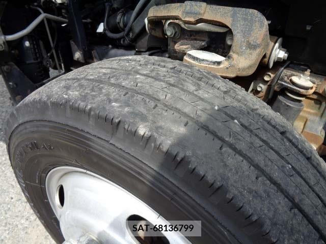 Mazda TITAN 2014-05 329211-16