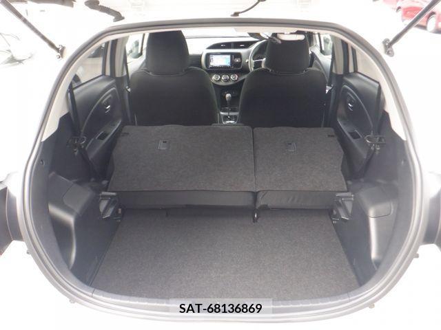 Toyota VITZ 2018-12 207670-21