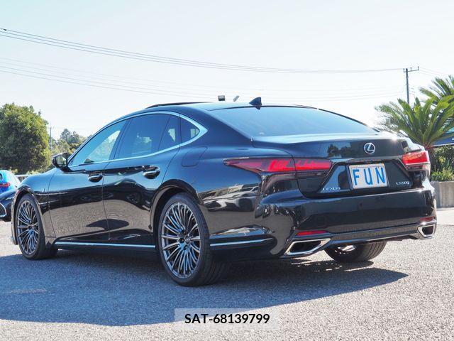 Lexus LS 2021-05 203298-5