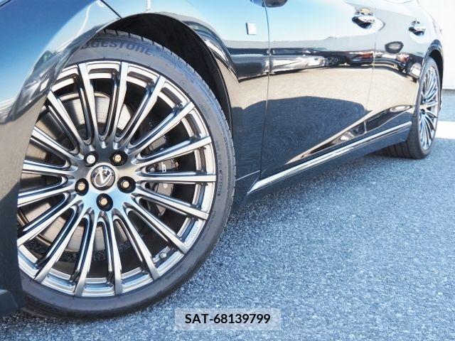 Lexus LS 2021-05 203298-8