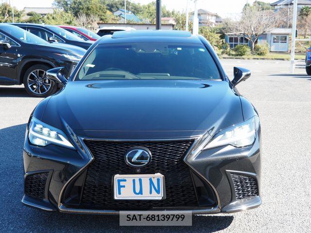 Lexus LS 2021-05 203298-1