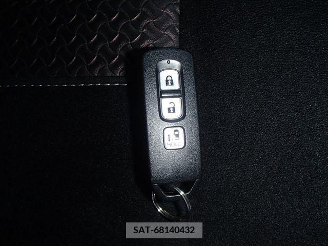 Honda N BOX CUSTOM 2019-02 279051-12