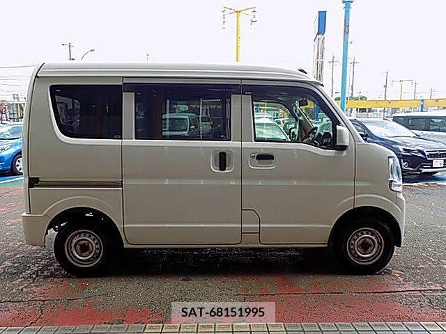 Suzuki EVERY 2017-06 341682-15