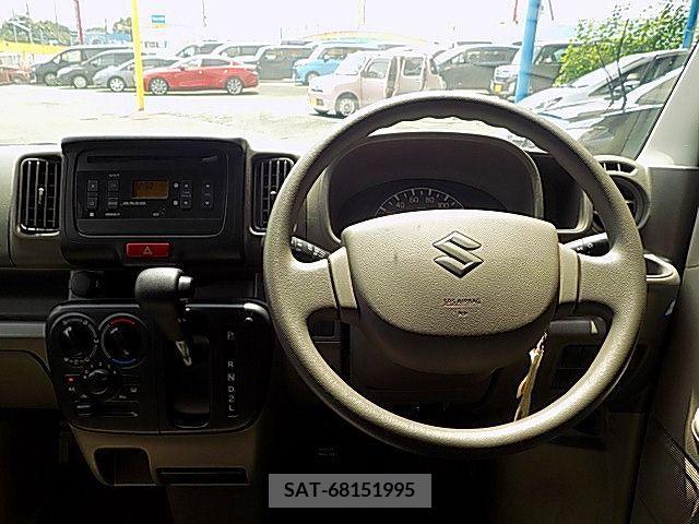 Suzuki EVERY 2017-06 341682-1