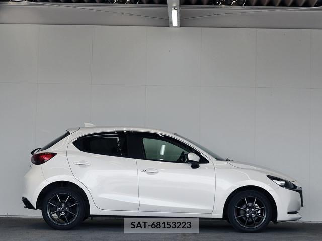 Mazda MAZDA2 2019-12 299045-4