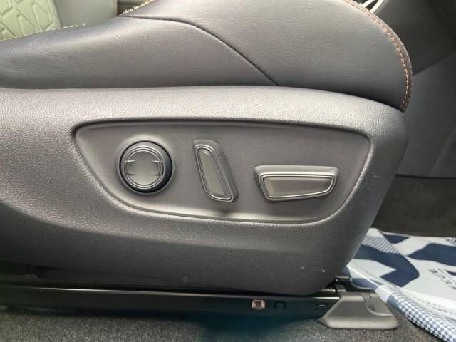 Toyota RAV4 2019-05 5917-7