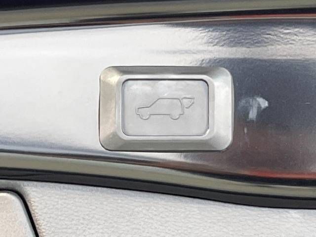 Toyota RAV4 2019-05 5917-6