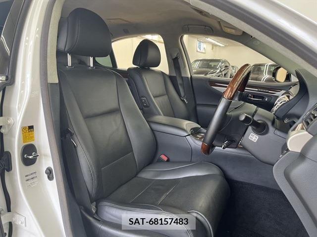Lexus LS 2013-08 362860-9
