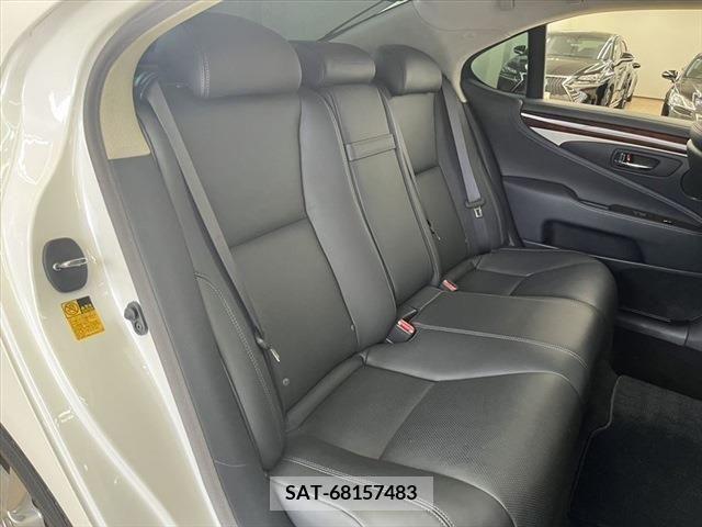 Lexus LS 2013-08 362860-10