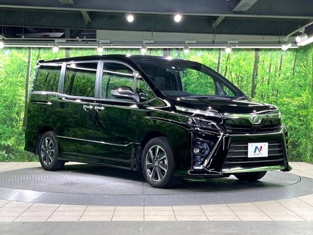 Toyota VOXY 2018-04 23805-17