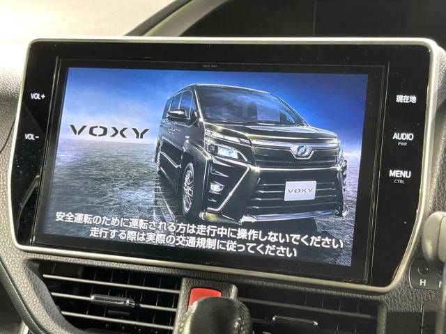 Toyota VOXY 2018-04 23805-3