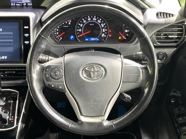 Toyota VOXY 2018-04 23805-12