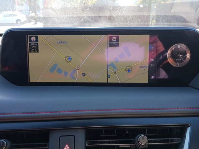 Lexus UX 2019-03 12783-12