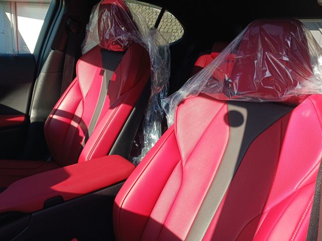 Lexus UX 2019-03 12783-25