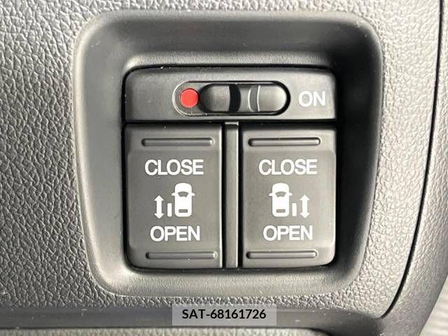 Honda N BOX 2015-10 337673-4
