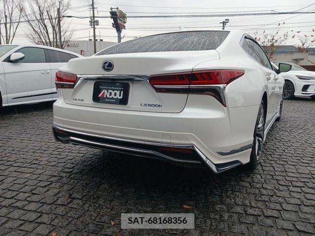 Lexus LS 2017-11 204733-6