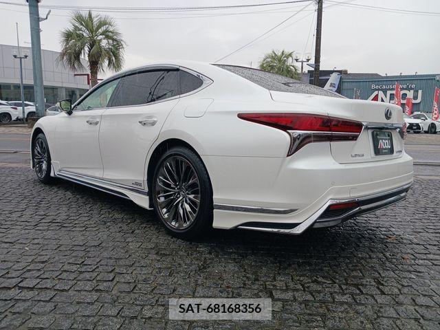 Lexus LS 2017-11 204733-3