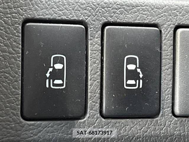 Toyota NOAH 2008-12 250211-3