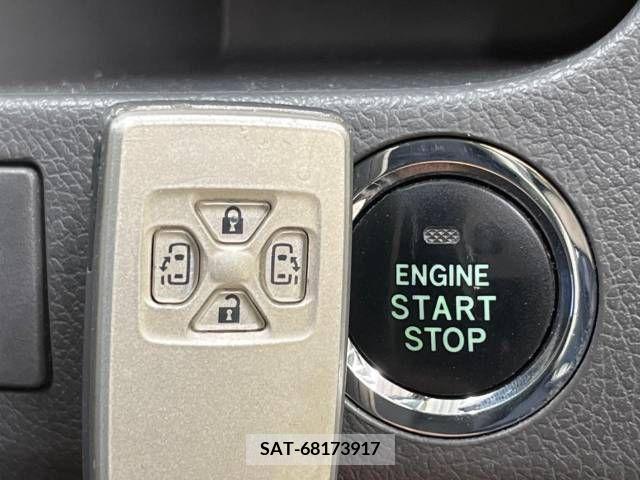 Toyota NOAH 2008-12 250211-6