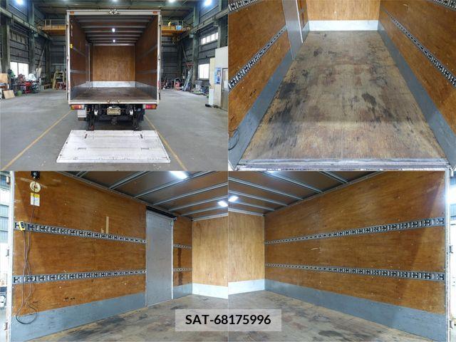 Hino DUTRO 2014-03 210438-9