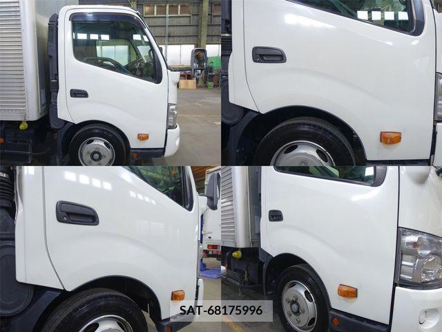Hino DUTRO 2014-03 210438-4